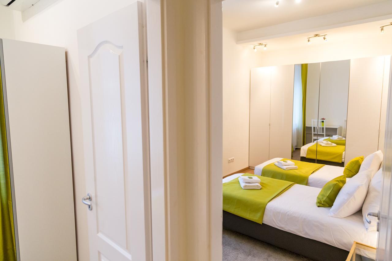 Balaton Delux Apartment Budapeşte Dış mekan fotoğraf